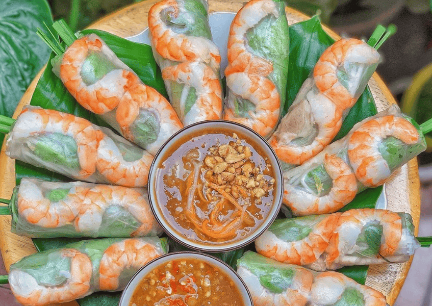 Gỏi cuốn chuẩn vị, mồi nhắm bia lành mạnh ăn tại nhà